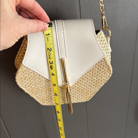 Elegant White and Tan Women's Bag - Picture 10 of 11